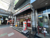セブンイレブン　阪神尼崎駅西店