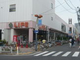 ライフ千歳烏山店