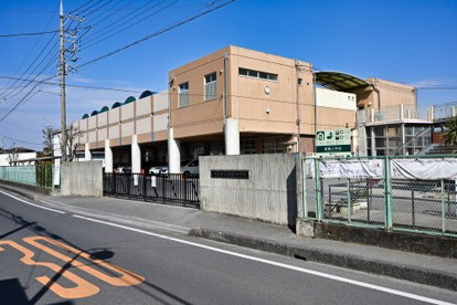 久喜市立栗橋小学校の画像2