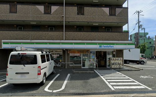 ファミリーマート MYS杉本町駅前店の画像
