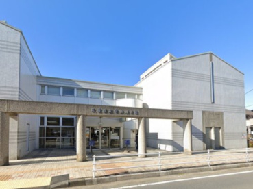 久喜市中央図書館の画像1