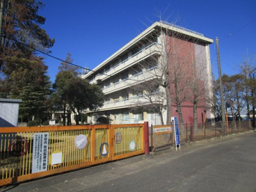 上尾市立瓦葺小学校の画像1