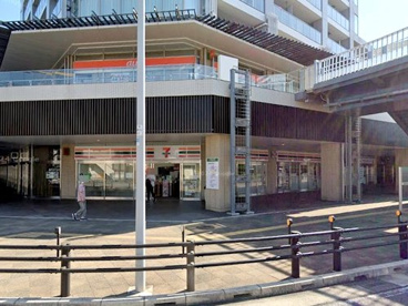 セブンイレブン横浜長津田駅北口店の画像1