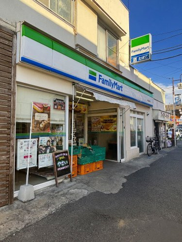 ファミリーマート　柿生駅前店