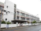東小学校