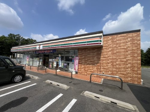 セブンイレブン 高崎日高町店の画像