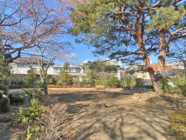 赤松ぼっくり庭園緑地の画像1