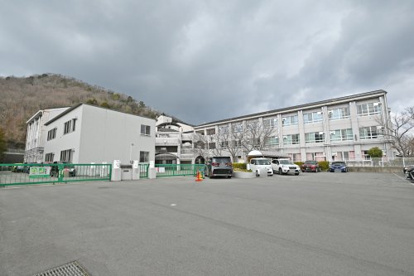 川西市立けやき坂小学校の画像1
