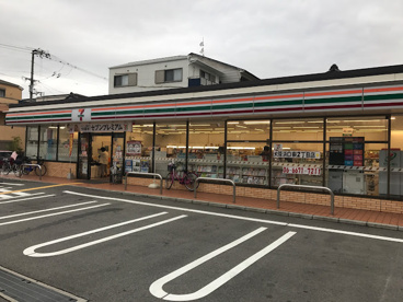 セブンイレブン 大阪浜口東2丁目店の画像1