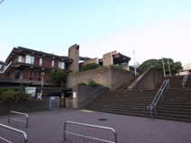 中央図書館