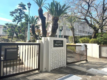 名古屋市立伊勢山中学校の画像1