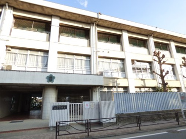 川崎市立稲田中学校の画像1