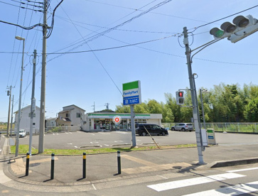ファミリーマート 平塚真田店の画像1