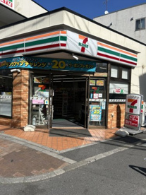 セブンイレブン 西新井駅西口店の画像1