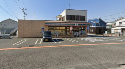 セブンイレブン 厚木愛甲南店の画像1