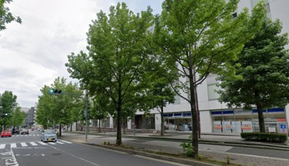 ローソン 川崎万福寺六丁目店の画像1