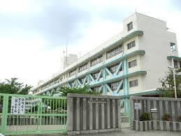 茨木市立耳原小学校の画像1