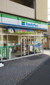 ファミリーマート 杉並堀の内店の画像1