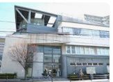 豊中市立服部図書館