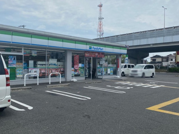 ファミリーマート 岸和田中井町東店の画像1