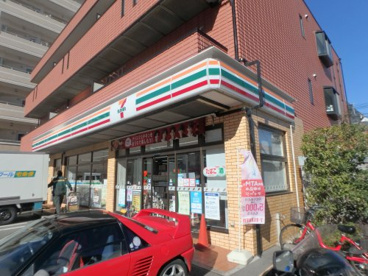 セブンイレブン　宝塚湯本町店の画像1