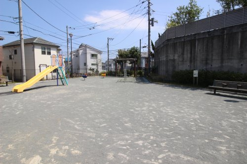 船越8丁目第4公園