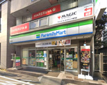 ファミリーマート 鶴屋町店