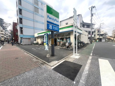 ファミリーマート 板橋三丁目店の画像1