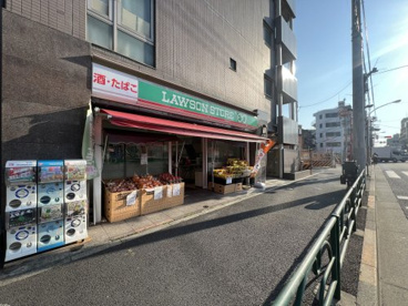 ローソンストア100五本木の画像1