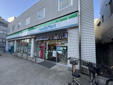 ファミリーマート目黒中町の画像1