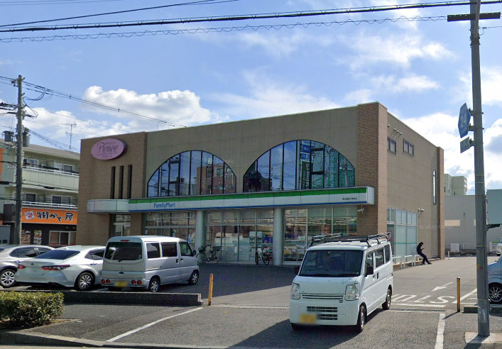 ファミリーマート東大阪若江南町店の画像