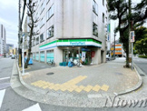 ファミリーマート 金山一丁目店