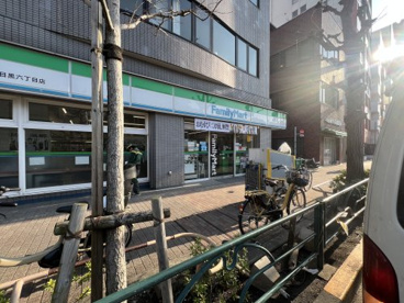 ファミリーマート下目黒六丁目の画像1