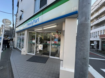 ファミリーマート目黒中央の画像1