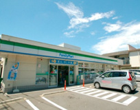 ファミリーマート 狭山けやき通り店