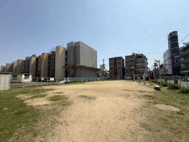 鶴ケ丘児童遊園の画像1