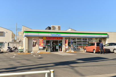 ファミリーマート 小平上水南町店の画像1