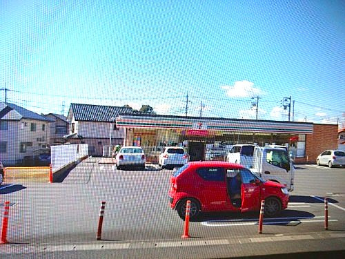 セブンイレブン桶川高校前の画像