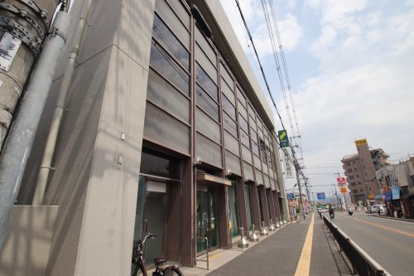 三井住友銀行富田林支店の画像1