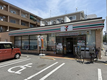 セブンイレブン　大阪長居西１丁目店の画像1