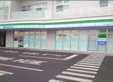 ファミリーマート名戸ヶ谷病院店