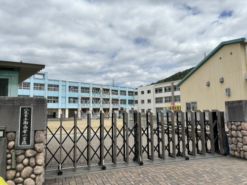 八尾市立南高安小学校の画像