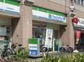 コンビニエンスストア ファミリーマート JR西宮駅南店