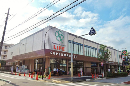 ライフ本一色店の画像1