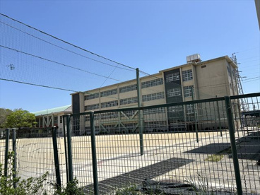 尼崎市立園和北小学校の画像1