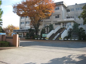 久喜東中学校の画像1