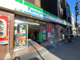 コンビニエンスストア ファミリーマート 新井薬師前駅南店