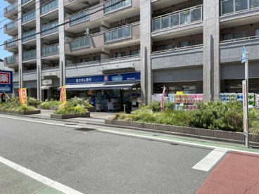 ウエルシア練馬東大泉店の画像1