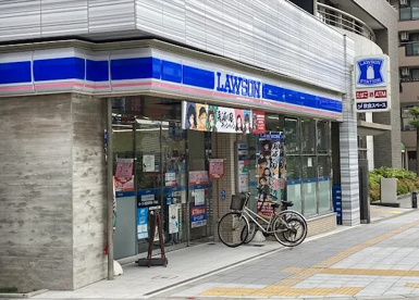 ローソン 港区南市岡一丁目店の画像1