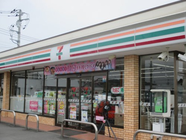 セブンイレブン 伊勢崎寿町店の画像1